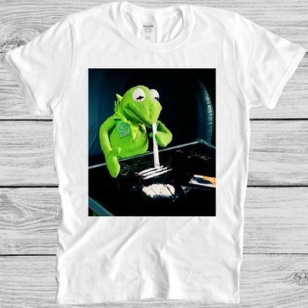 Frog Cocaine Muppet Parody Dark Humor Graphic T-Shirt